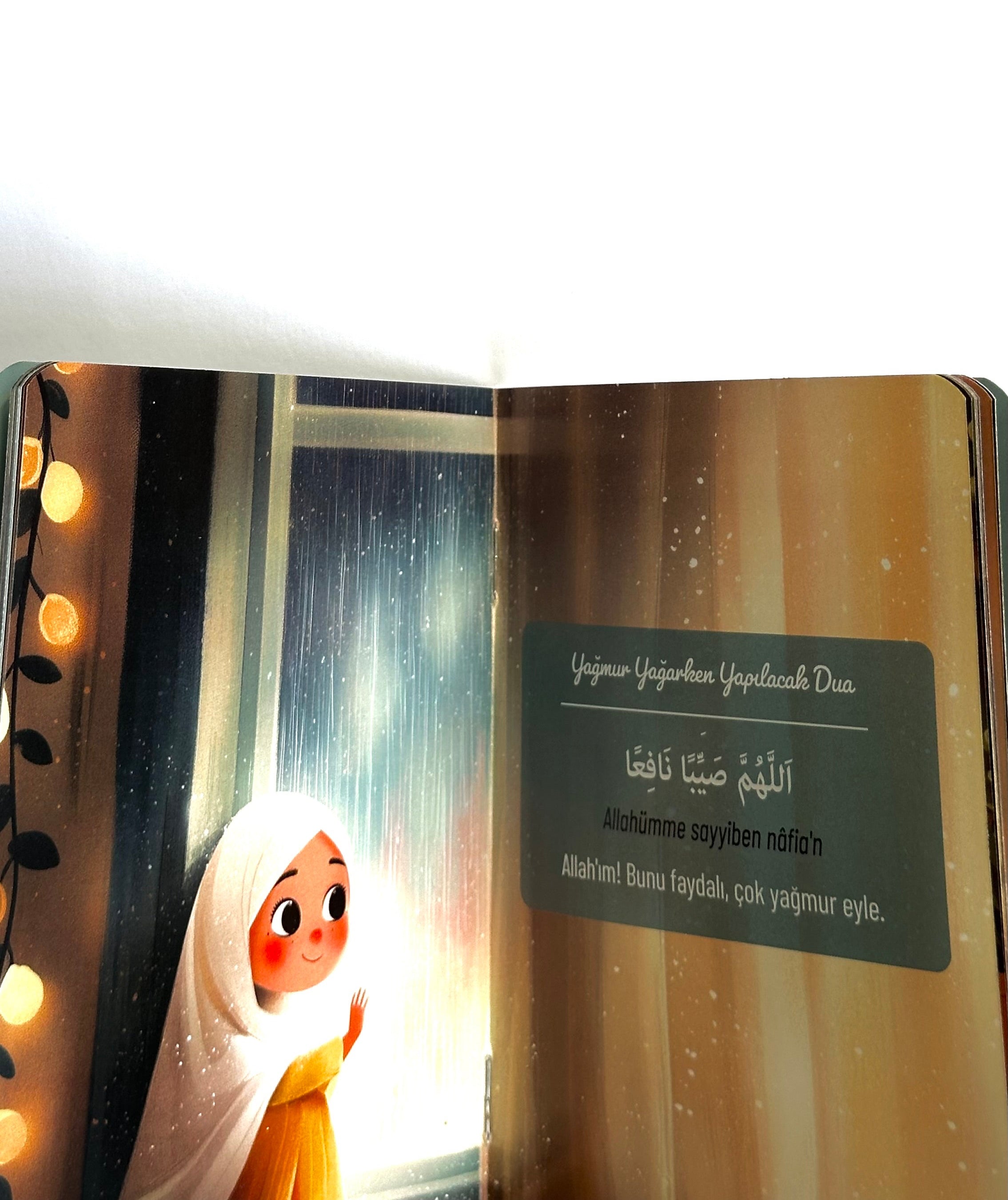 My First Dua Book - Discover and Learn Prayers (Arabic/Turkish)