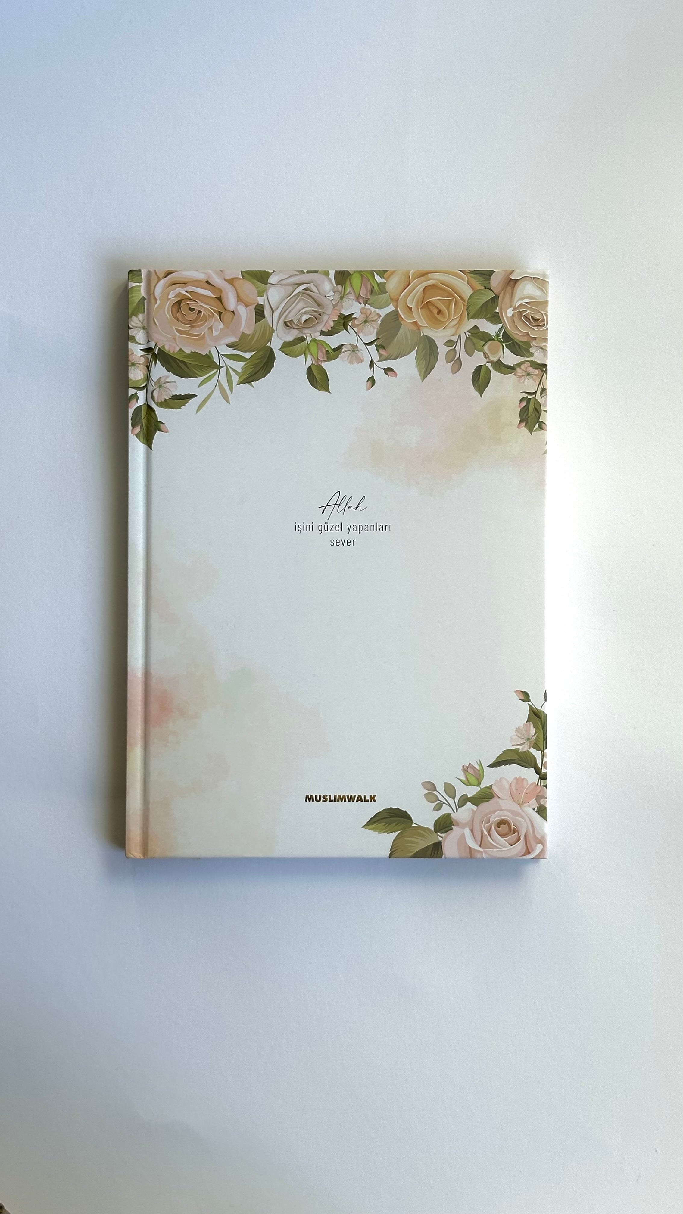 Creamy Floral Excellence – Premium Bullet Journal