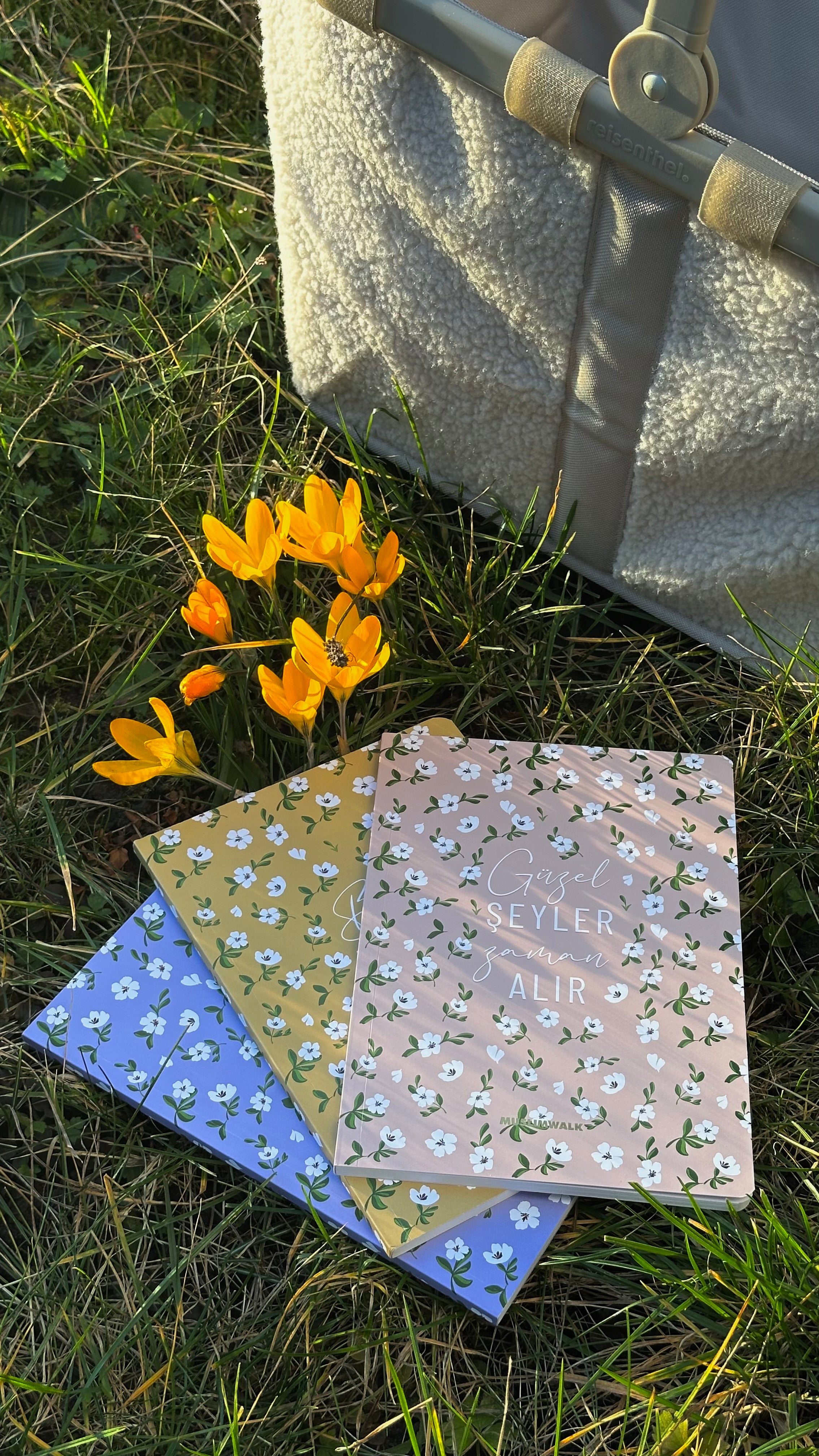 Aesthetic Notebook – Pink Bloom Edition
